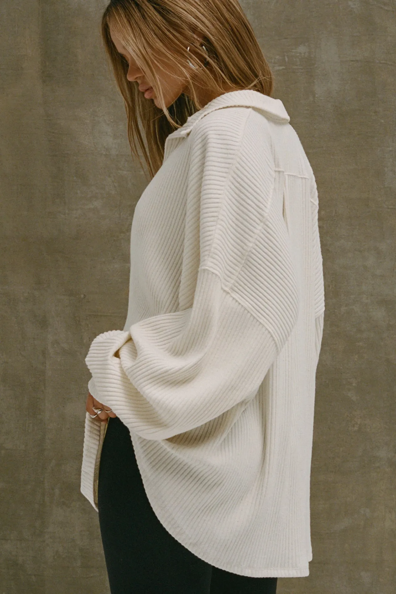 Deep V Pullover