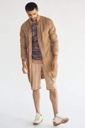Jacket with sketchy Prints Pullover Tunics and Checked Shorts
