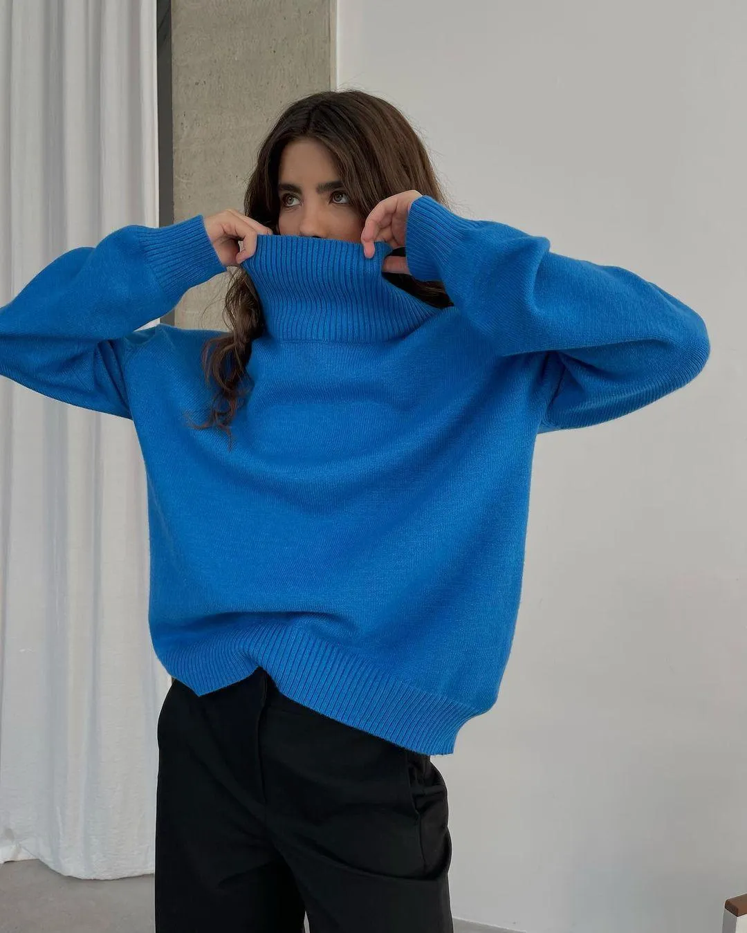 Ladies Solid Color Turtleneck Knit Sweater W003