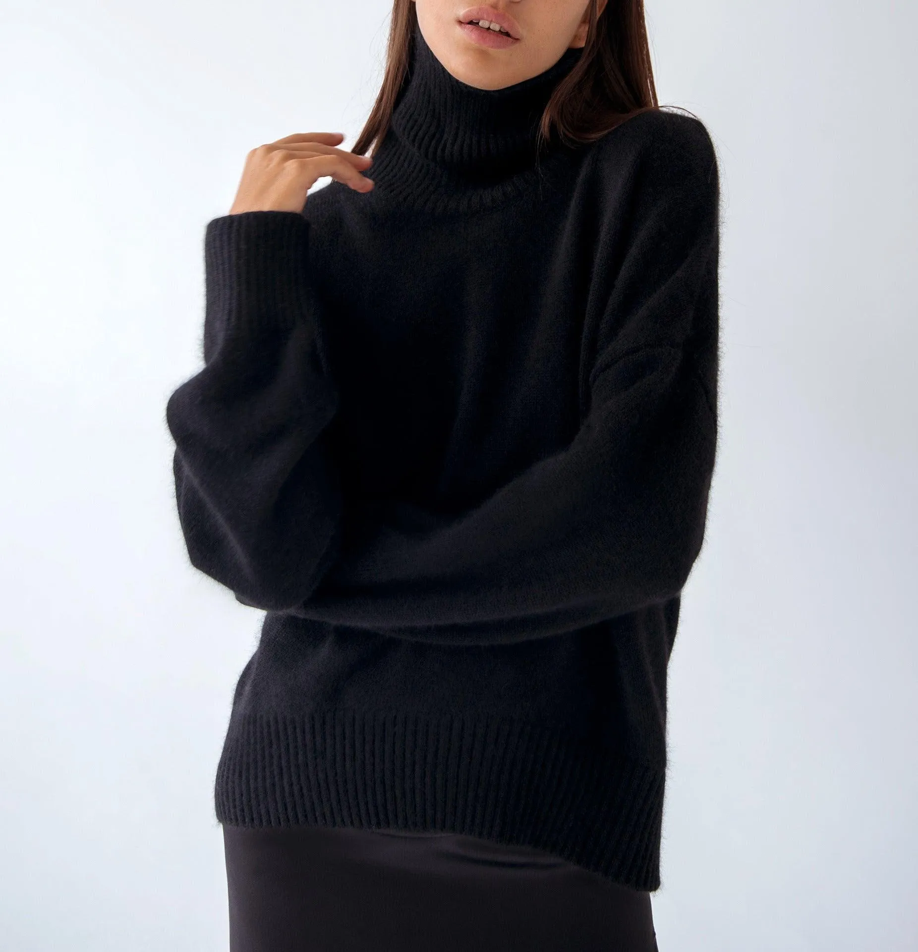 Ladies Solid Color Turtleneck Knit Sweater W003