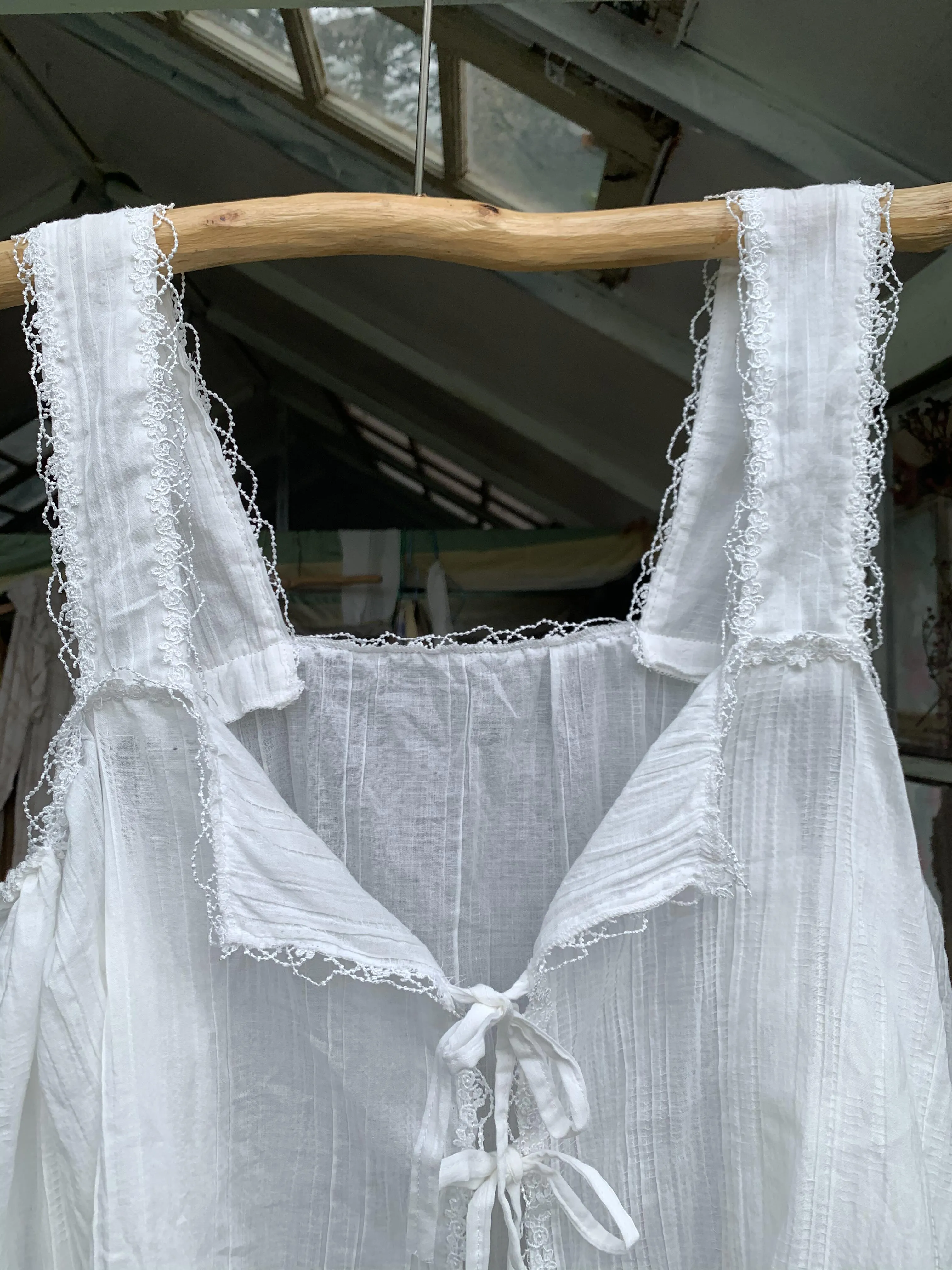 [Tailor Made] Angel Aroma Handmade Crop Top Off-shoulder Shirt